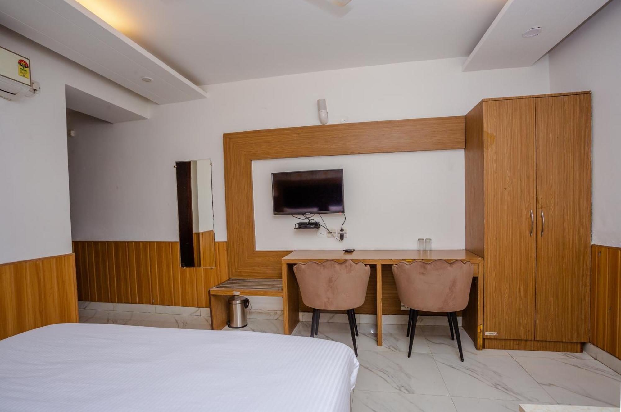 Hotel Doon Dehradun Quarto foto